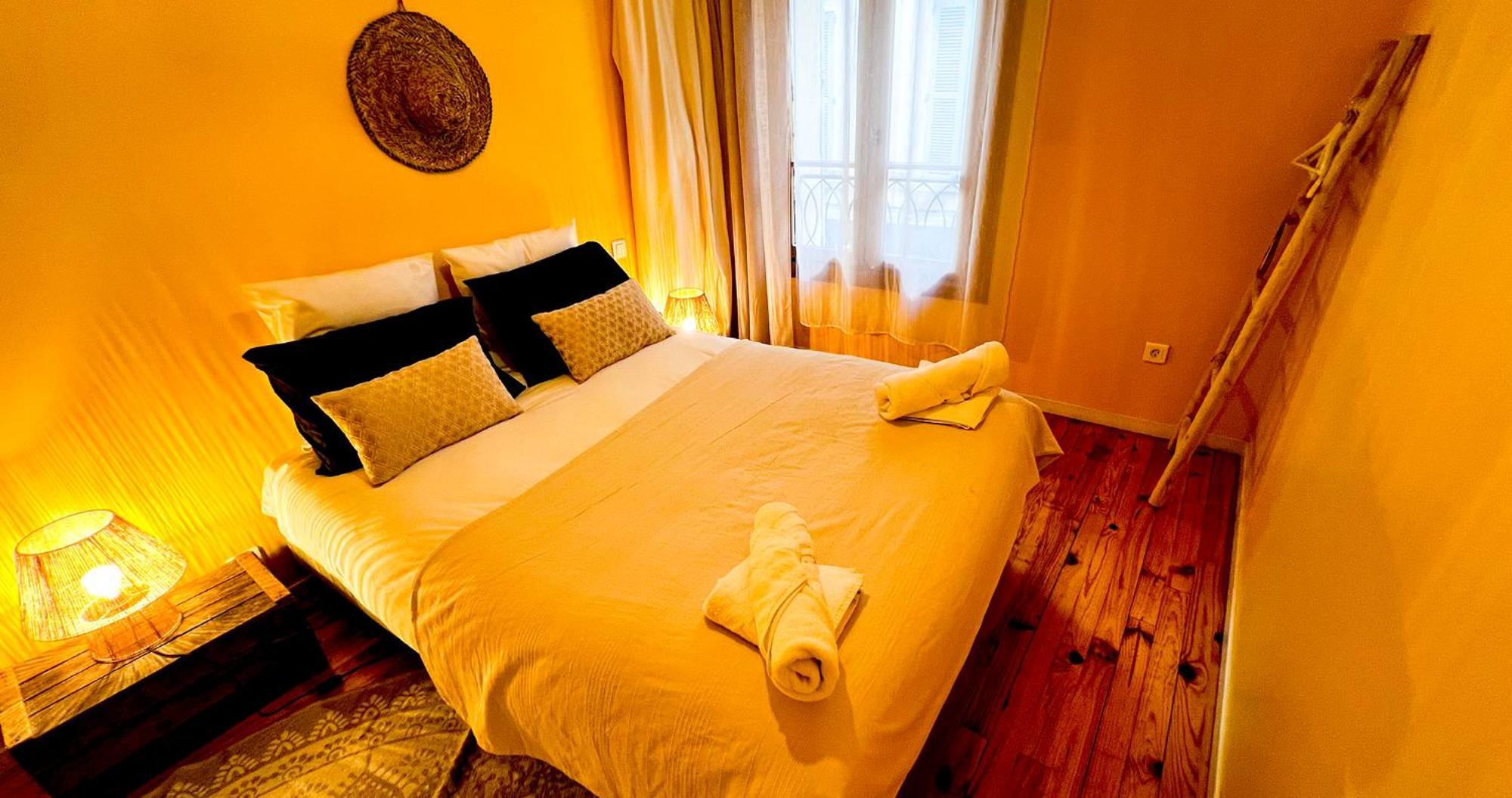 Appartamento Hypercenter - Wifi - In The Heart Of Avignon! Esterno foto